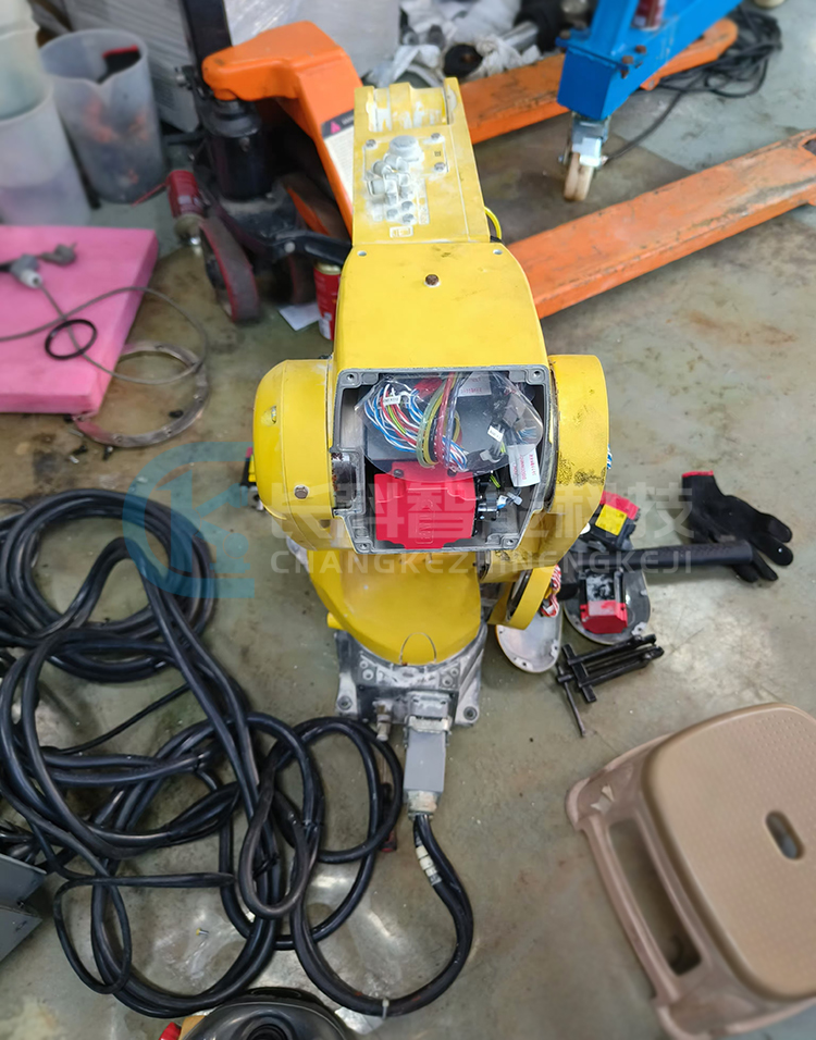 發那科機器人LR Mate 200iD進水維修 發那科機器人LR Mate 200iD進水維修