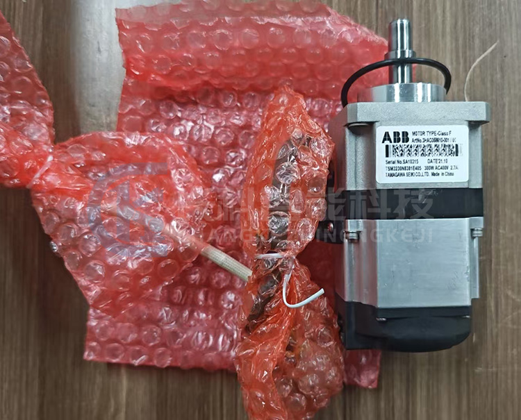 ABB機器人IRB1200三軸伺服電機3HAC058610-001/01